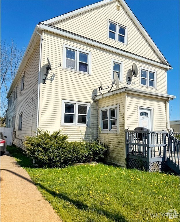 Building Photo - 2824 South Park Ave Rental