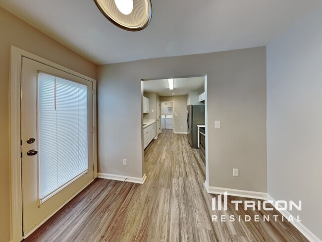 Photo - 178 Fairmont Cir