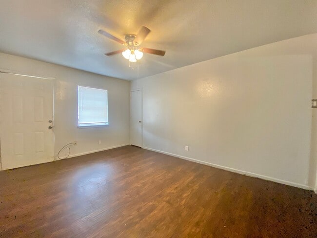 Photo - 4613 Belton Ave Unit C