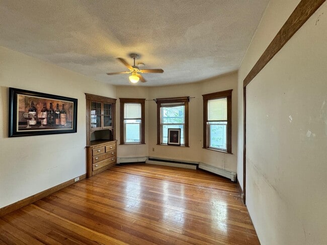 Photo - 29 Frederick Ave Apartments Unit 1