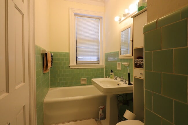 Photo - 28 Park St Unit 2