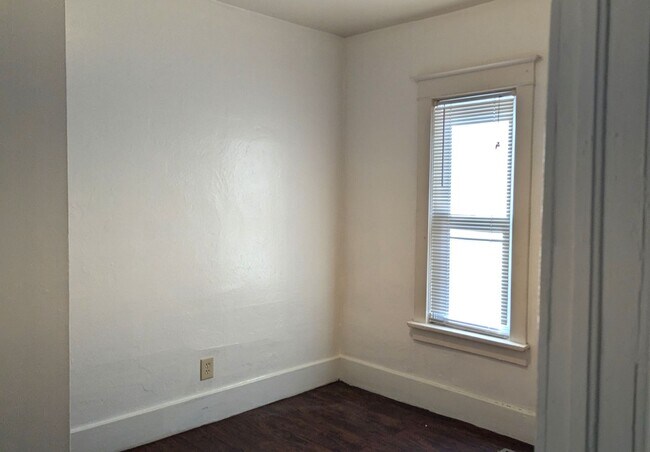 Photo - 2901 Temple St Unit 1