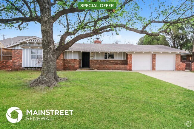 Building Photo - 2904 Huntleigh Dr Rental