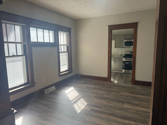 Photo - 1111-1113 Brown Ave. Unit 1111