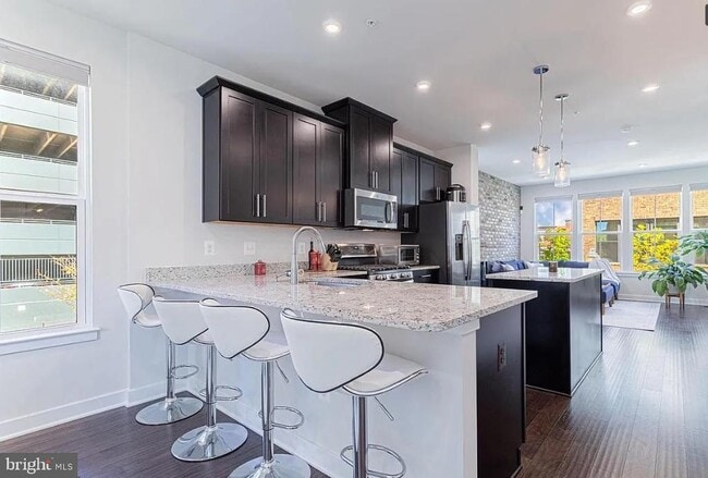 Building Photo - 6215 Herald St