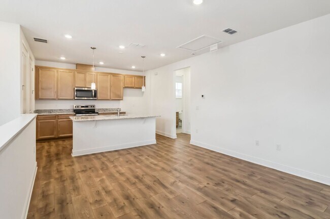 10388 Bragg Aly