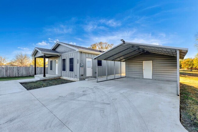 Photo - 1303 Aransas St