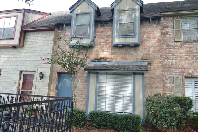 Building Photo - 14715 Barryknoll Ln Unit 127 Rental