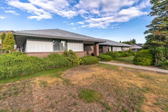 Photo - Single Floor Home! 3 bedroom, 3 bathrooms ...