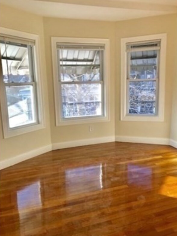 Photo - 13 Holmes St Unit 13
