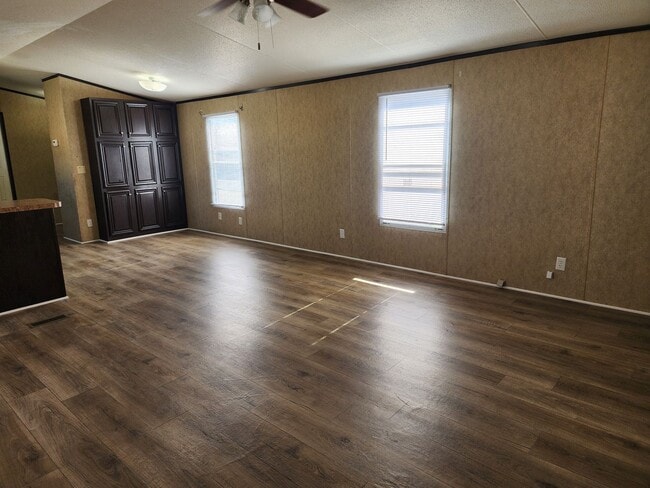 Photo - 1210 N Avenue K