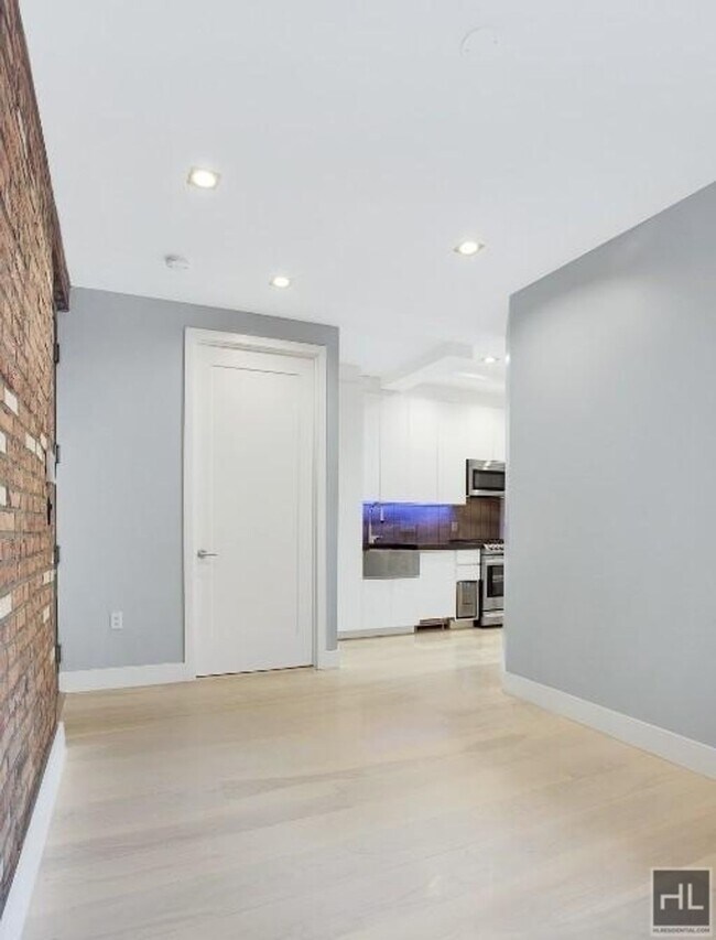 Photo - Stanton Street Unit 6A