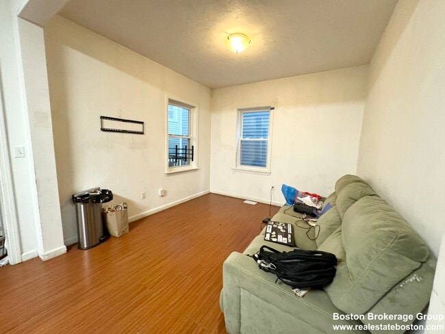 Photo - 93A Hillside St Unit #1