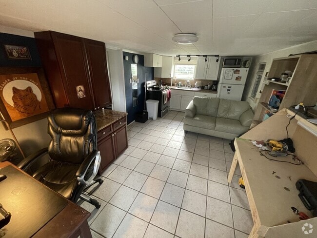 Building Photo - 4109 Nelson Ave Rental