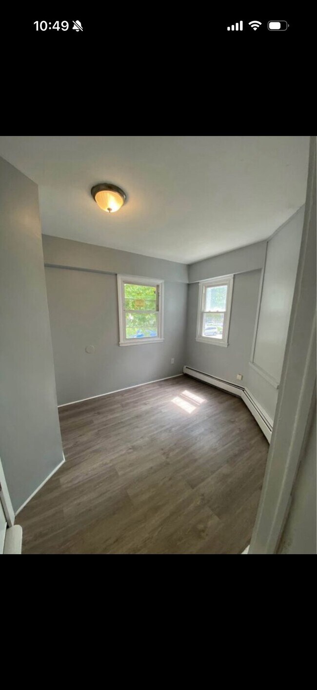 Photo - 658 E 28th St Unit 1