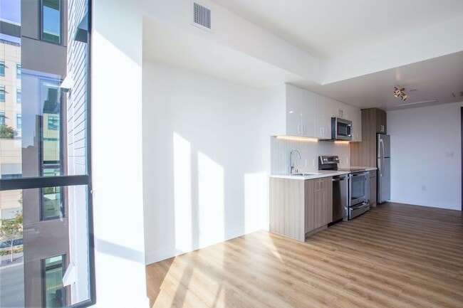Photo - 601 Tennessee St Unit 201