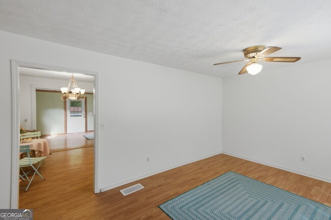 Photo - 4400 Winding Creek Dr