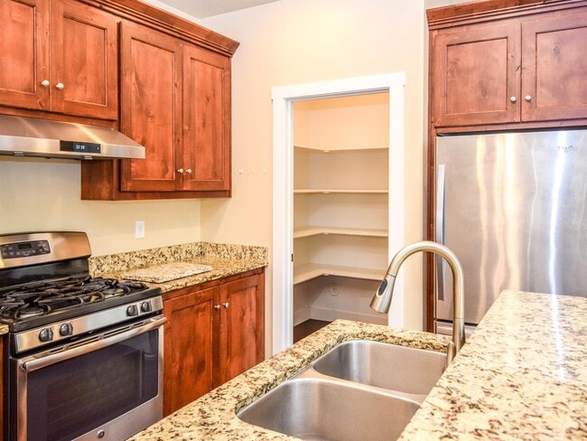 Photo - 1249 W 2475 S