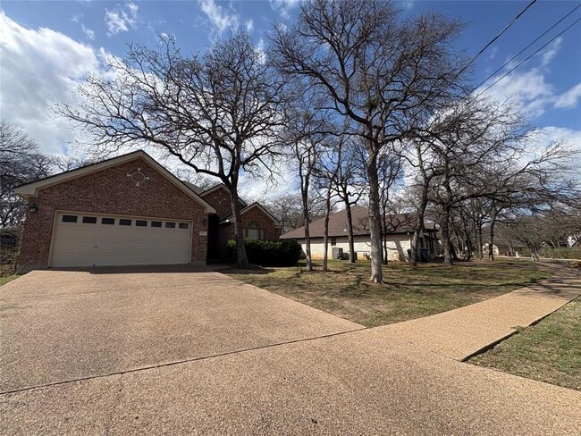 Photo - 113 Canyon Rd