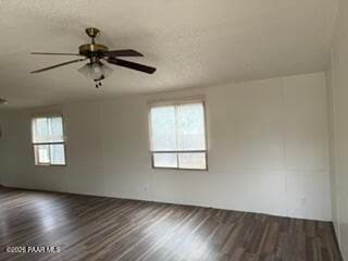 1461 Hall Ln