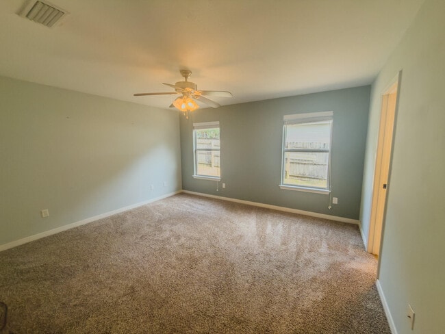 Photo - 7304 Gordon Evans Rd