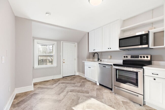 1614 N Broom St Unit 3
