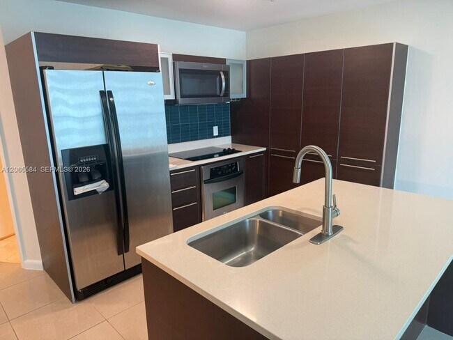 Photo - 1900 N Bayshore Dr Unit 1707