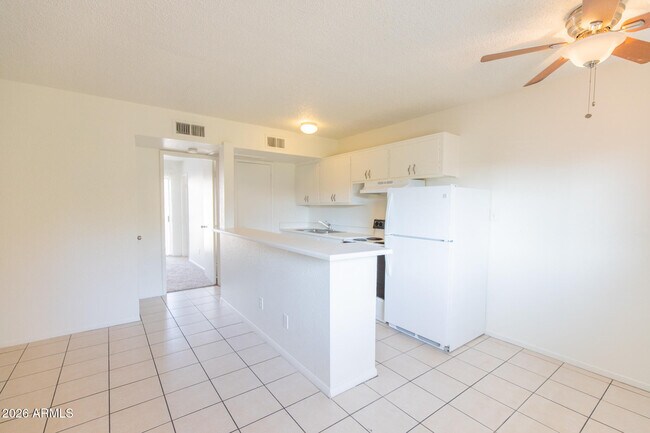 Photo - 1722 E Ocotillo Rd Unit 3