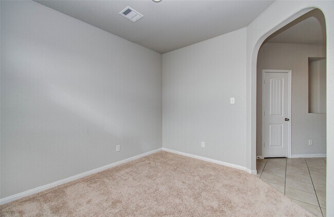 Building Photo - 24938 Pavarotti Pl