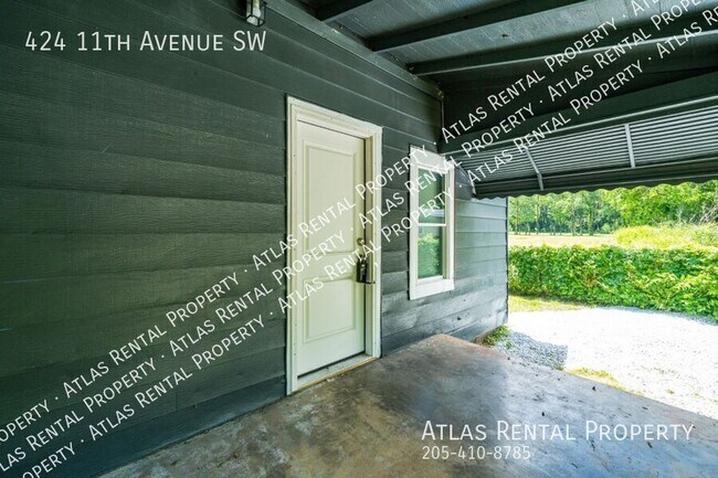 Photo - 424 11th Ave SW