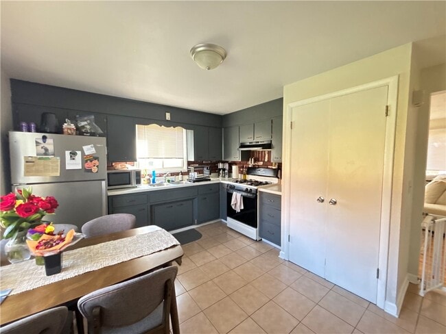 Photo - 2384 Spencerport Rd