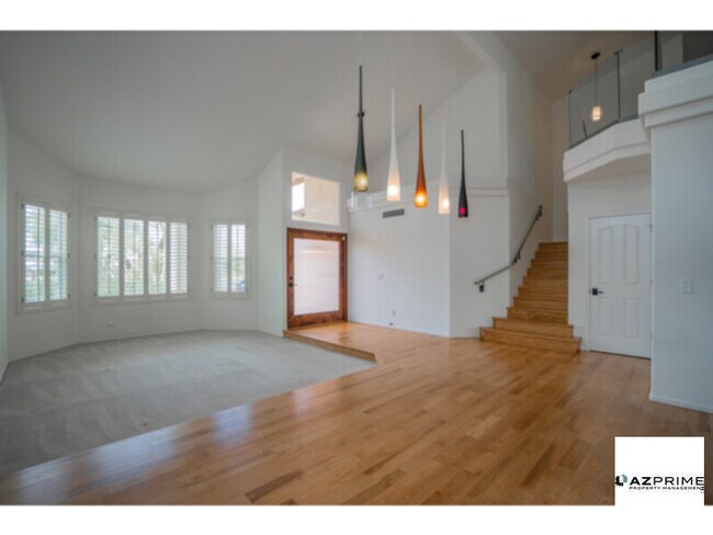 Photo - Discover your Dream Oasis in this 4/3 Phoe...