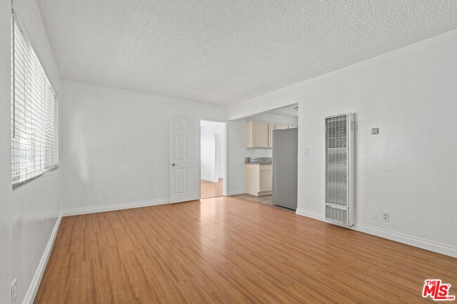 Photo - 616 Vernon Ave Unit 1