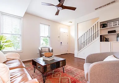 Photo - 532 E Saint Catherine St