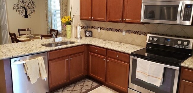 Photo - 309 Capron Ash Loop