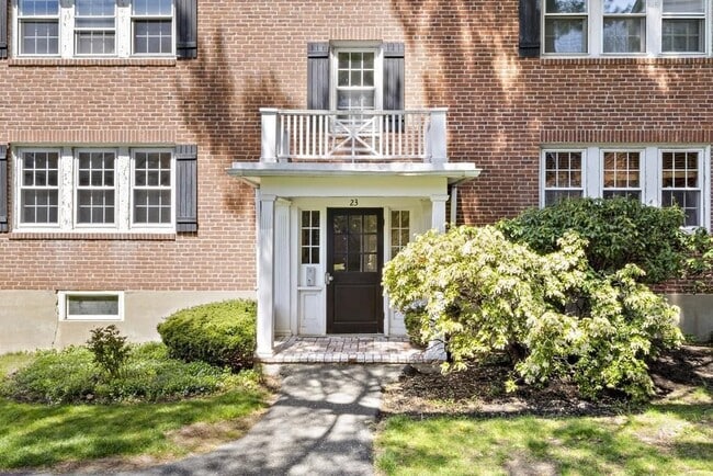 Photo - 23 Hammond Pond Pkwy Unit 2