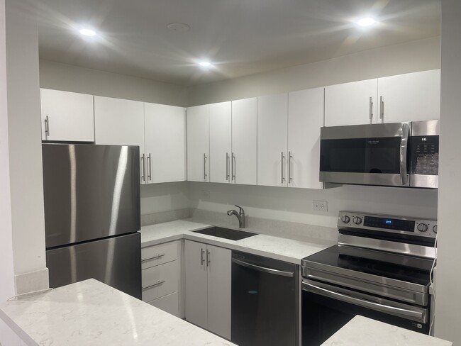 Kitchen - 7012 NW 179th St Condo Unit 210