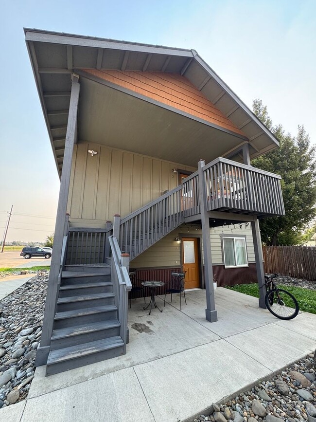 Photo - Cambridge Place I - 2221 Unit #1