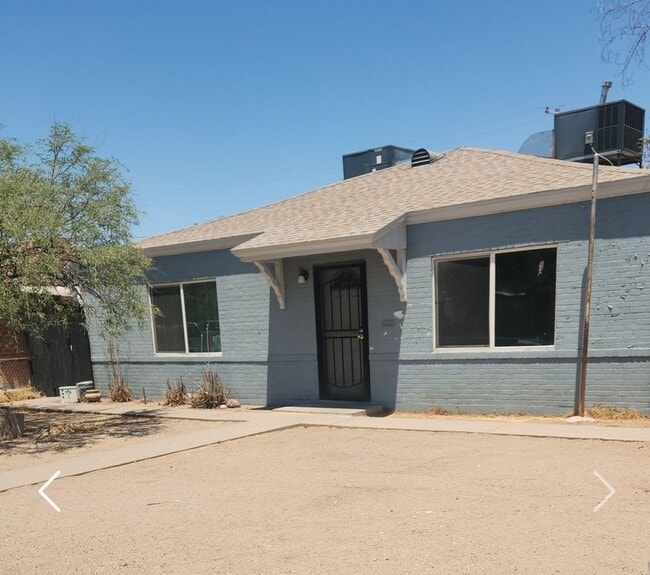 Building Photo - Roosevelt Unit 1