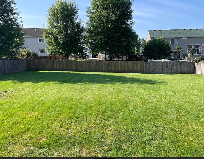 Photo - 568 Needlegrass Pkwy