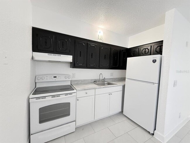Photo - 3301 58th Ave S Unidad 307