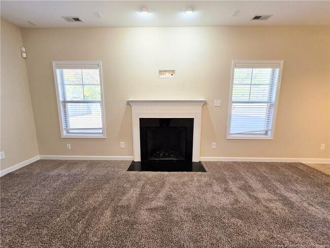 Photo - 389 Roanoke Dr