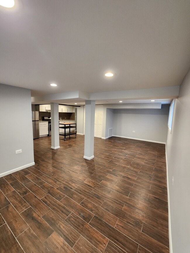 Photo - 3055 N Lockwood Ave