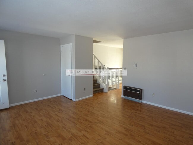 Photo - 890 Lilac St