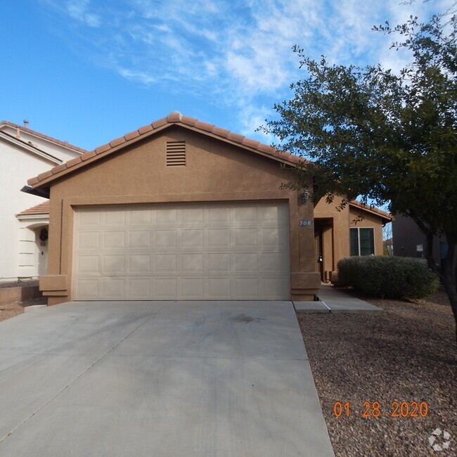 Building Photo - 708 W Cholla Crest Dr Rental