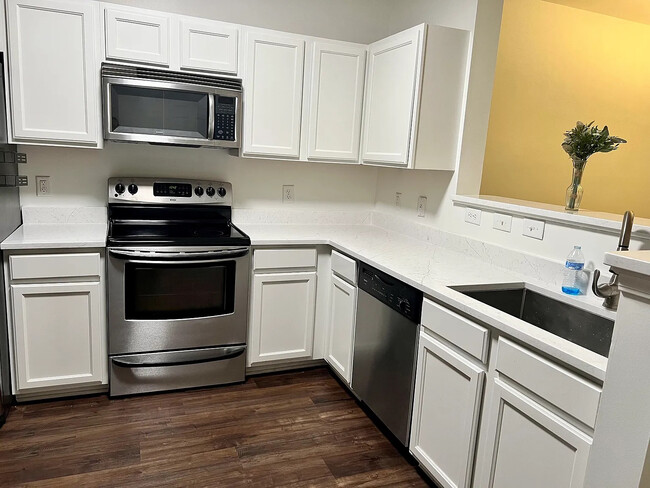 Photo - Room in Condo on Donatello Avenue