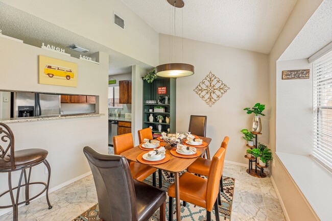 Photo - 12507 Rampart St