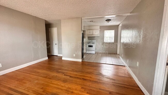 Photo - 6808 NW 59th St