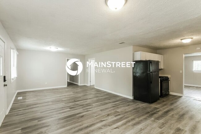 Photo - 3 Bedroom Pet-Friendly Home in INDIANAPOLI...