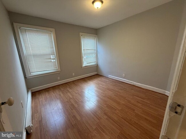 Photo - 1420 68th Ave